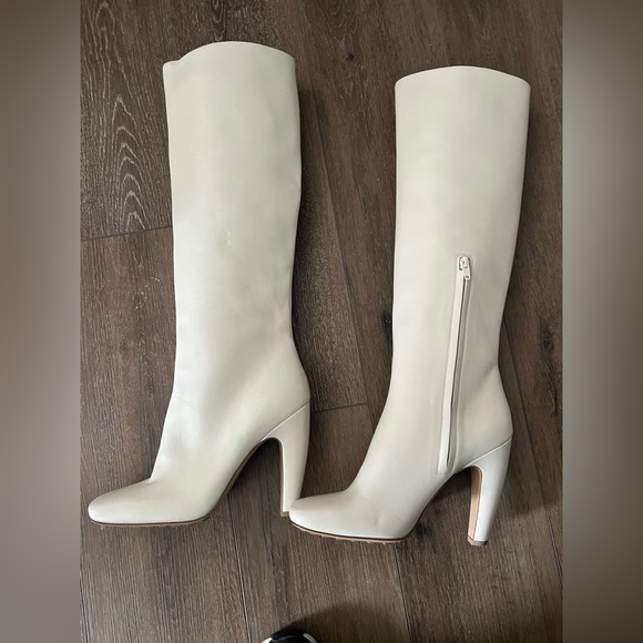 Bottega Veneta Canalazzo Boot - Picture 4 of 9